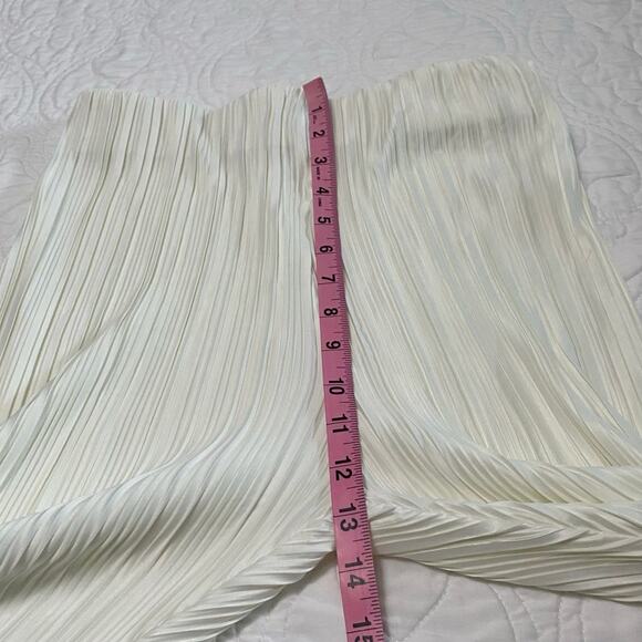 Maniere De Voir Pleat Accordion Flare High Rise Pants Ivory Women’s Size 6 edgy - Picture 5 of 9
